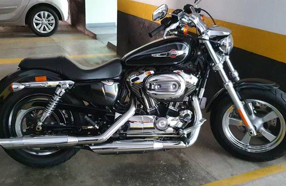 HARLEY-DAVIDSON SPORTSTER 1200 CUSTOM 